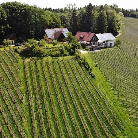 Weingut Spitzypeitler Bed & Breakfast Leutschach Exterior photo