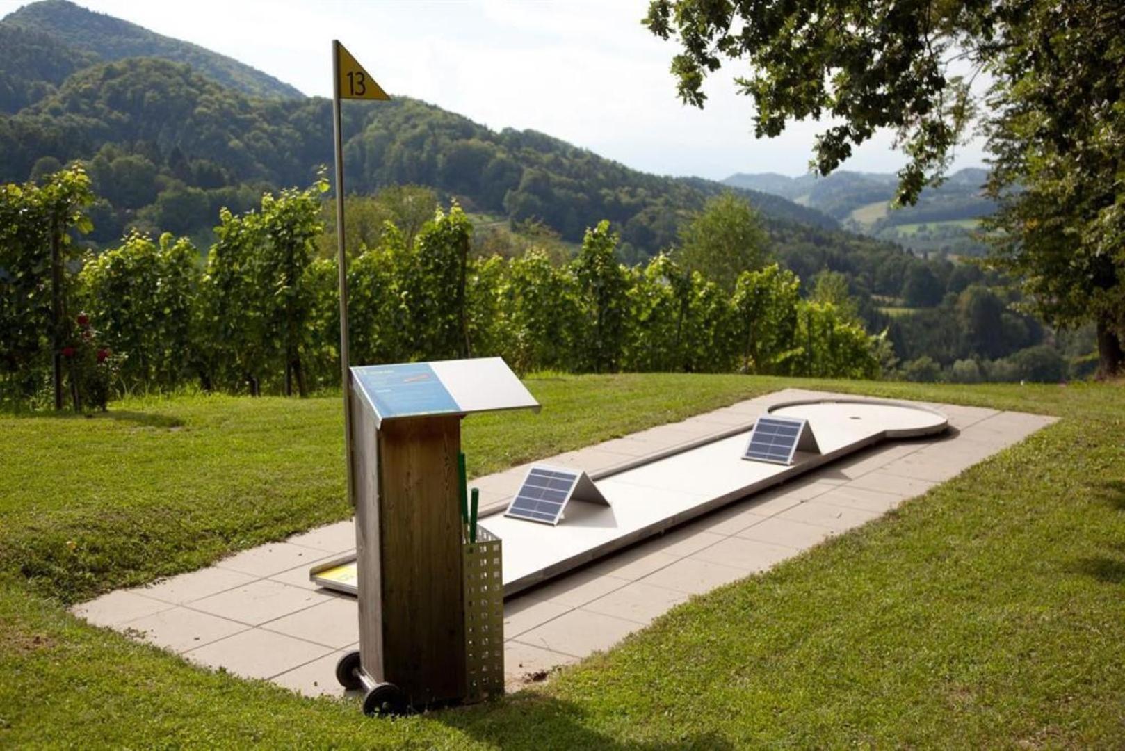 Weingut Spitzypeitler Bed & Breakfast Leutschach Exterior photo